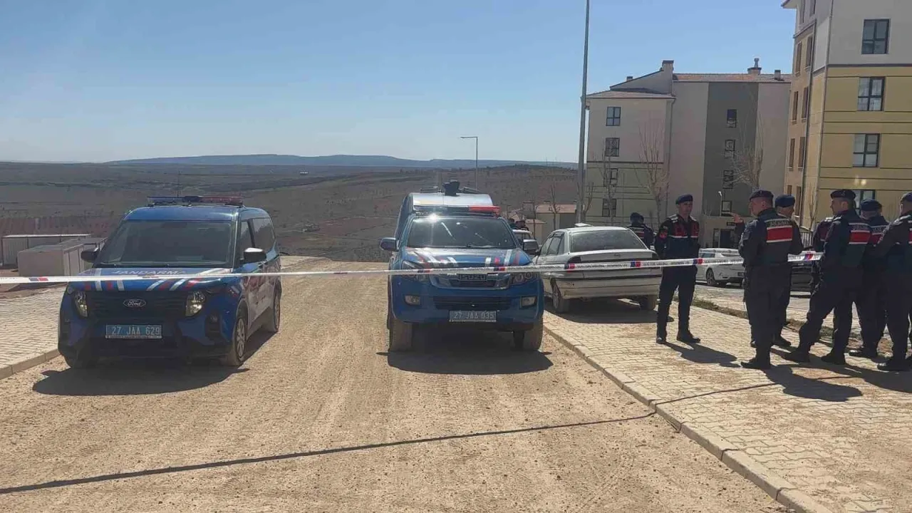 Gaziantep’e Füze Parçası Düştü: Can Kaybı Yok, Geniş Güvenlik Önlemleri