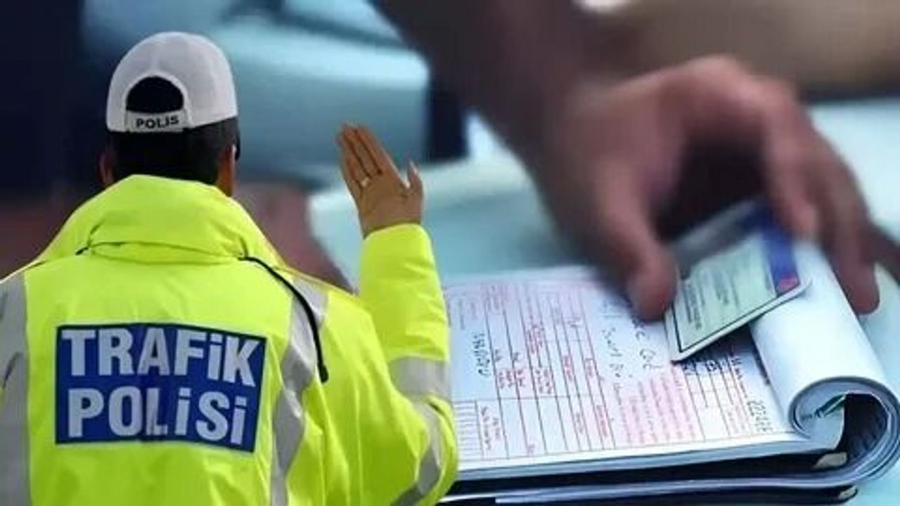 İzmir’de Trafik Rekoru: Bir Haftada 29.736 Sürücüye Ceza Kesildi